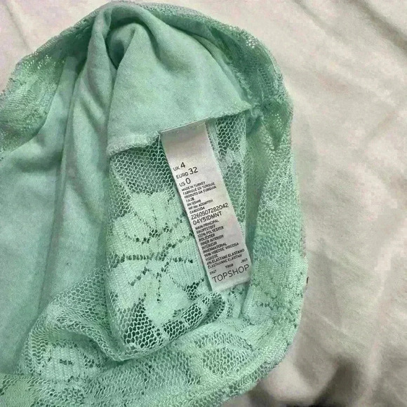 Topshop |  womens xsmall mint green lace 3/4 sleeves crop top sheer in the back - Picture 4 of 5